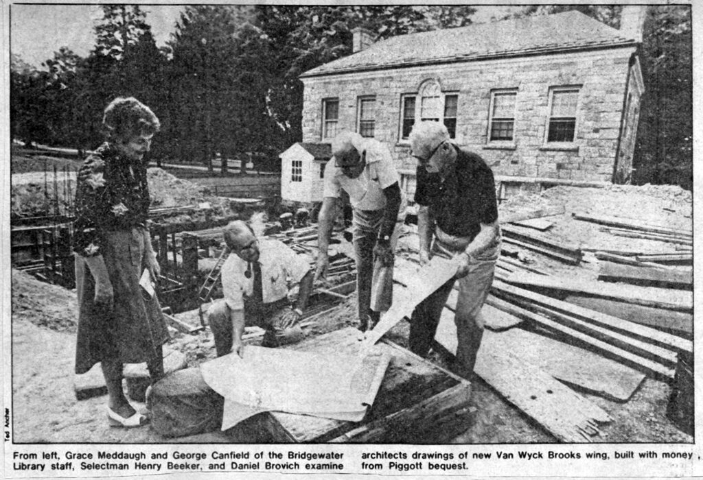 Brooks- Piggott Ribbon Cutting